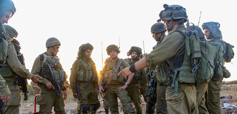 IDF paratroopers search for hidden tunnels used by Hamas to attack Israel. Photo by the IDF Spokesman Unit.
