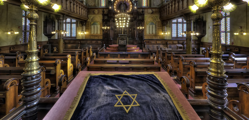 The historic Eldridge Street Synagogue on New York City&#8217;s Lower East Side. Flickr/Wasabi Bob.
