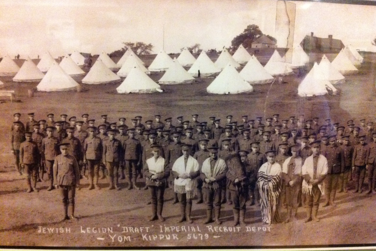 The 39th Battalion of the Jewish Legion at Fort Edward in 1918. Wikipedia.
