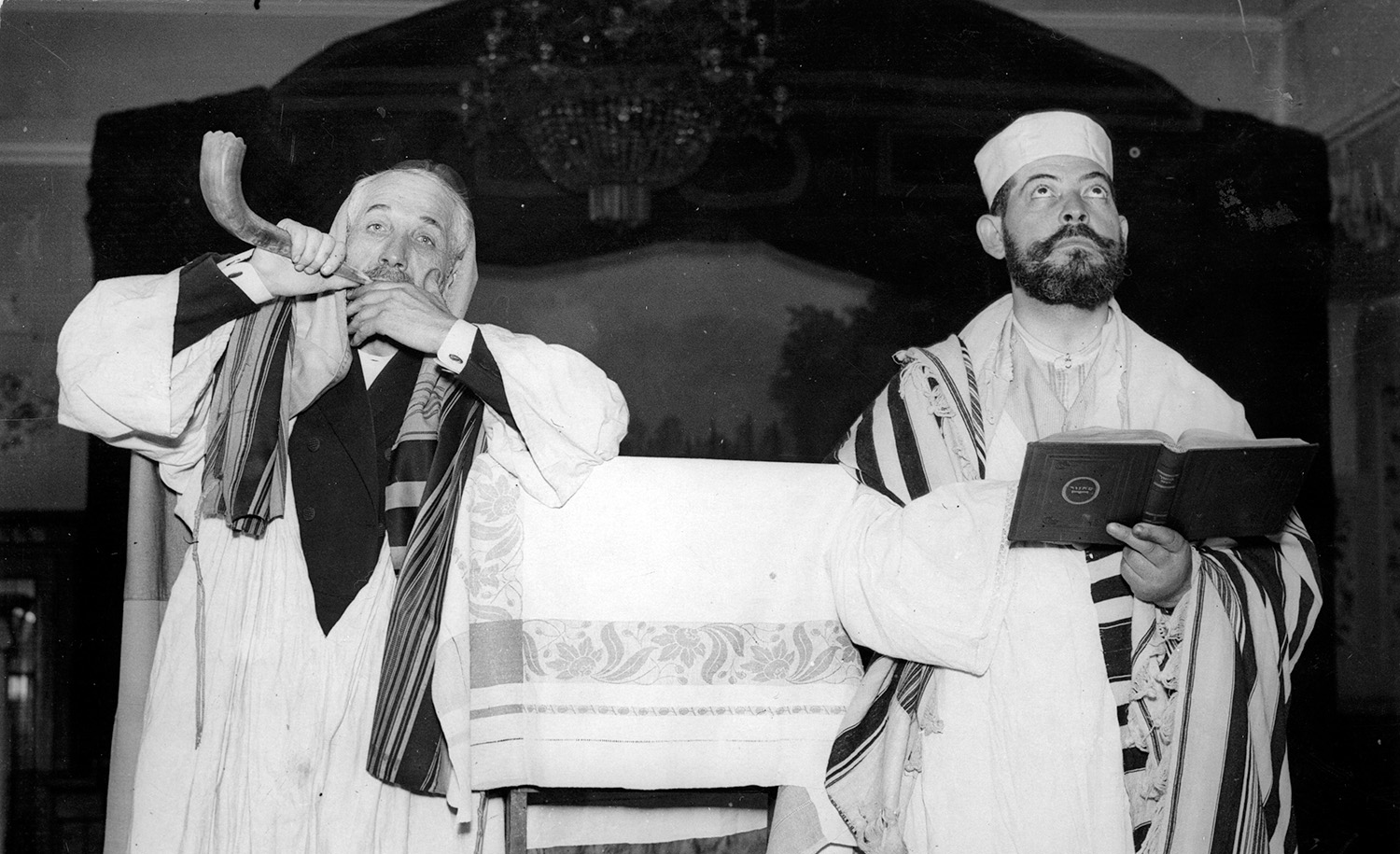 A rabbi with his shofar on Yom Kippur on September 23th, 1930. Imagno/Getty Images.
