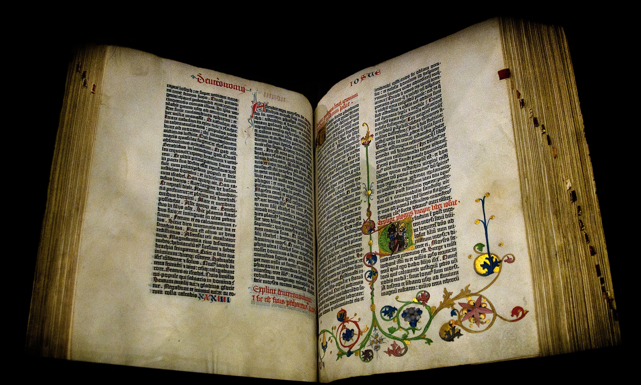 The Gutenberg Bible. Alamy.
